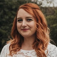 Headshot of Mrs. Genail